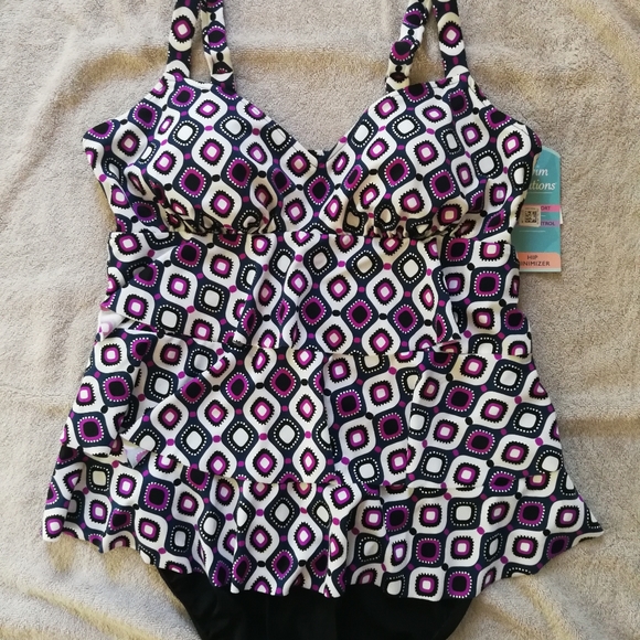 NWT Swim Solutions one-piece swimsuit - Picture 1 of 4